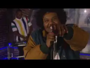 Video: Michael Christmas – Girlfriend